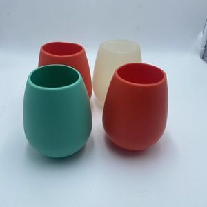 HD Design outdoors Portable Silicone Travel wine Glasses set of four Color.